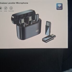 Wireless Lavalier Microphone Set